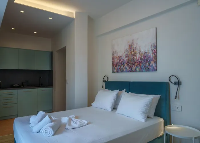 Notos Boutique Apartments 3