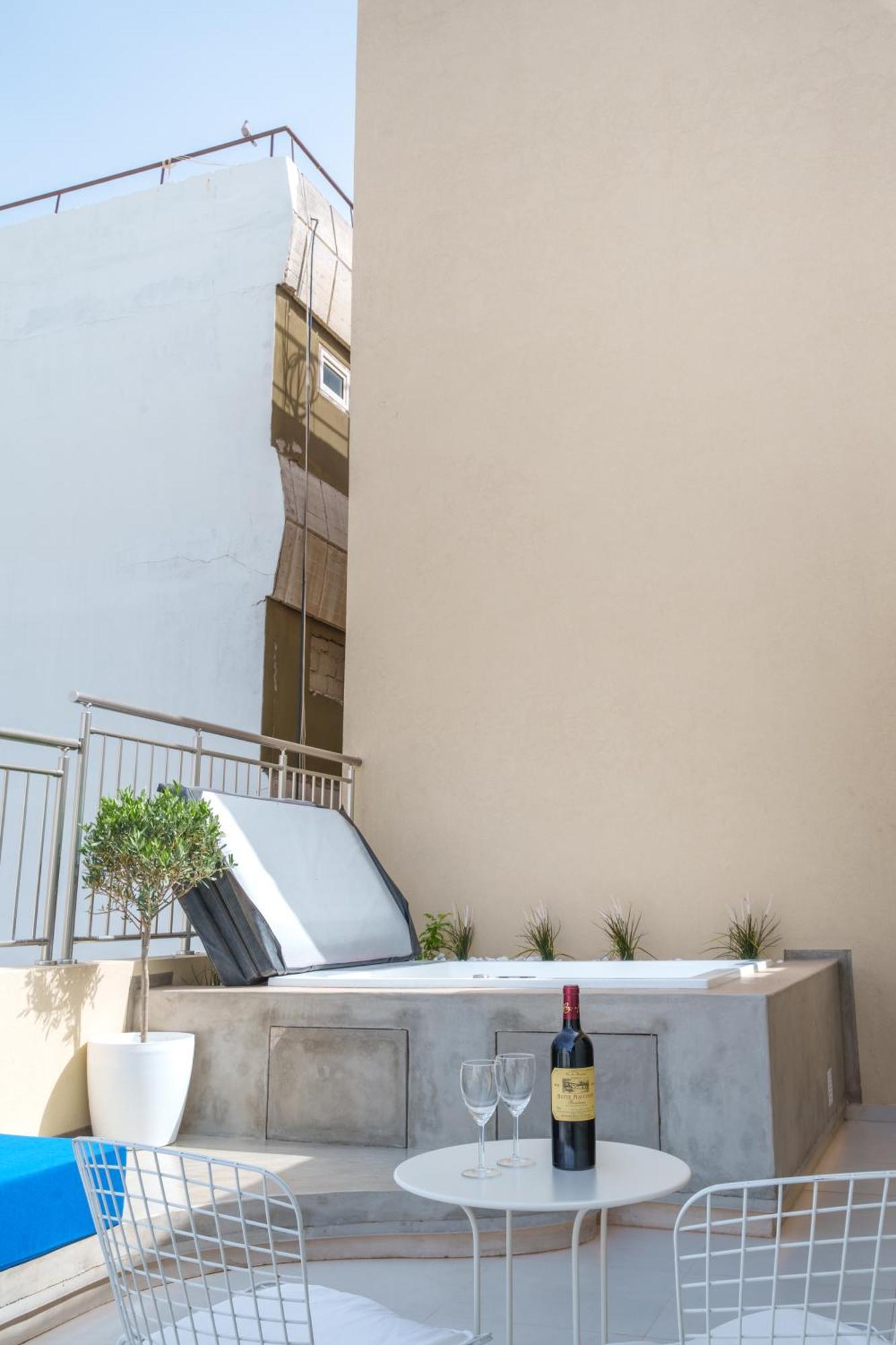 Notos Boutique 3 Heraklion (Crete)